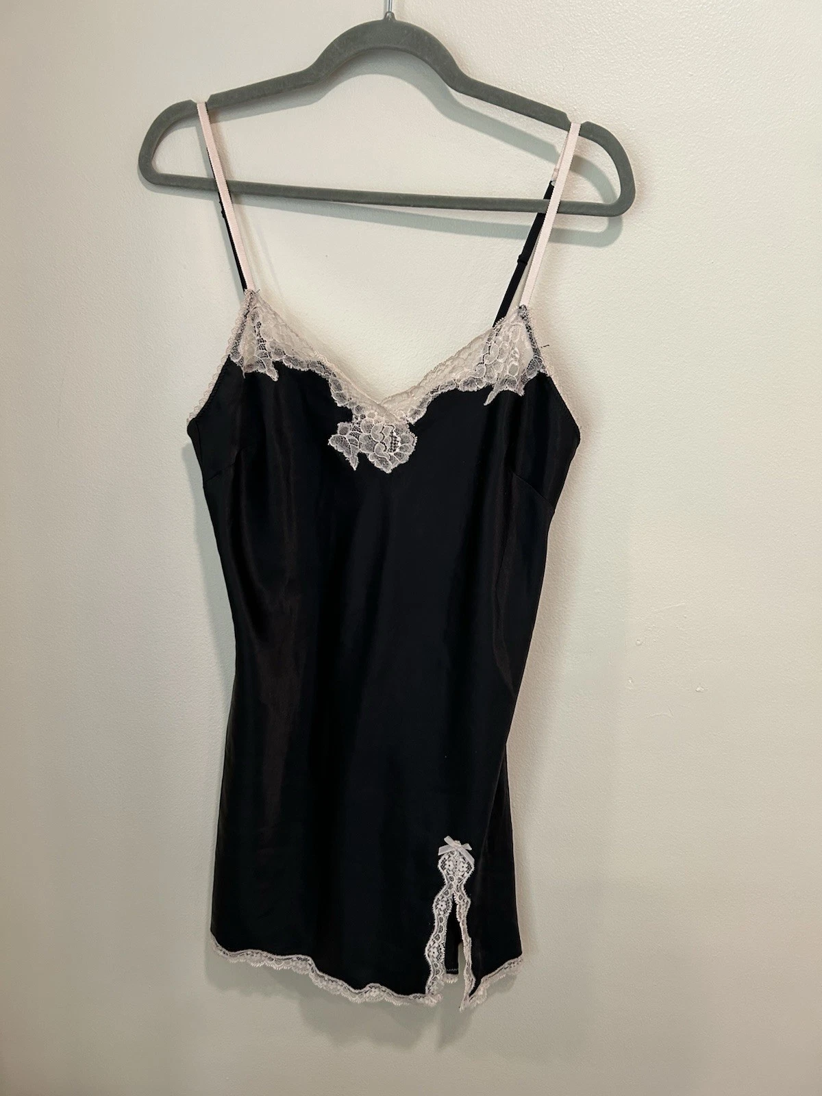 UNDERCOVER Pigiama donna Victoria's Secret mini abito slip orlo pizzo taglia media lingerie