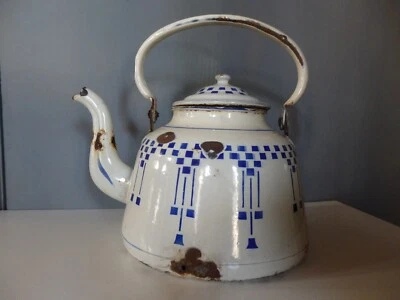 ANCIENNE BOUILLOIRE TOLE EMAILLEE DAMIER BLEU BLANC LUSTUCRU ART DECO cafetière - Photo 1/4