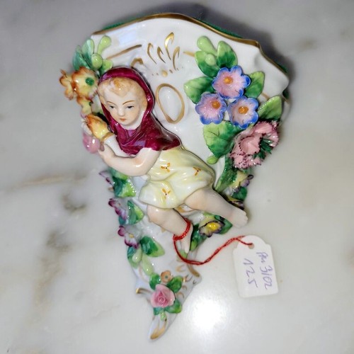 älter Sitzendorf Porzellankonsole Konsole vollplastisch Figur Blüten Applikation - Bild 3 von 9