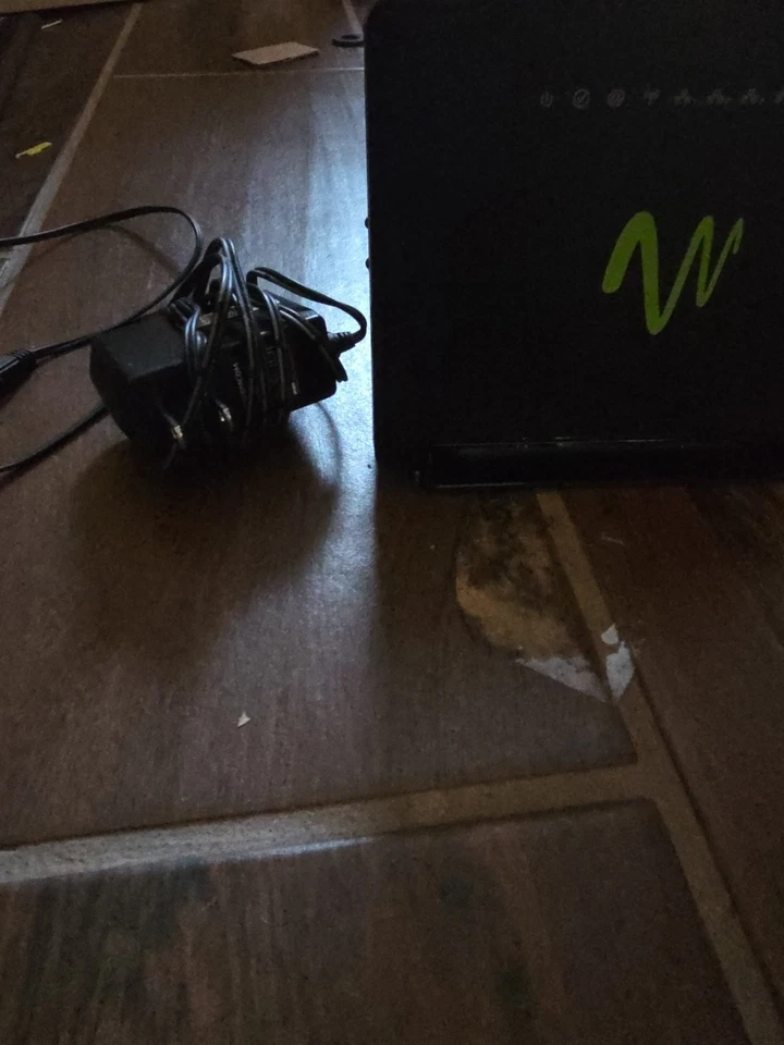 WindStream Sagemcom FAST 1704N WIRELESS 4port internet ROUTER ADSL ethernet - Image 2 of 4