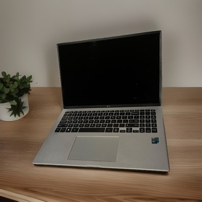 LG Gram 16  i7 16GB RAM 512GB NVMe SSD Win11 Pro Silver Ultra-Light Laptop