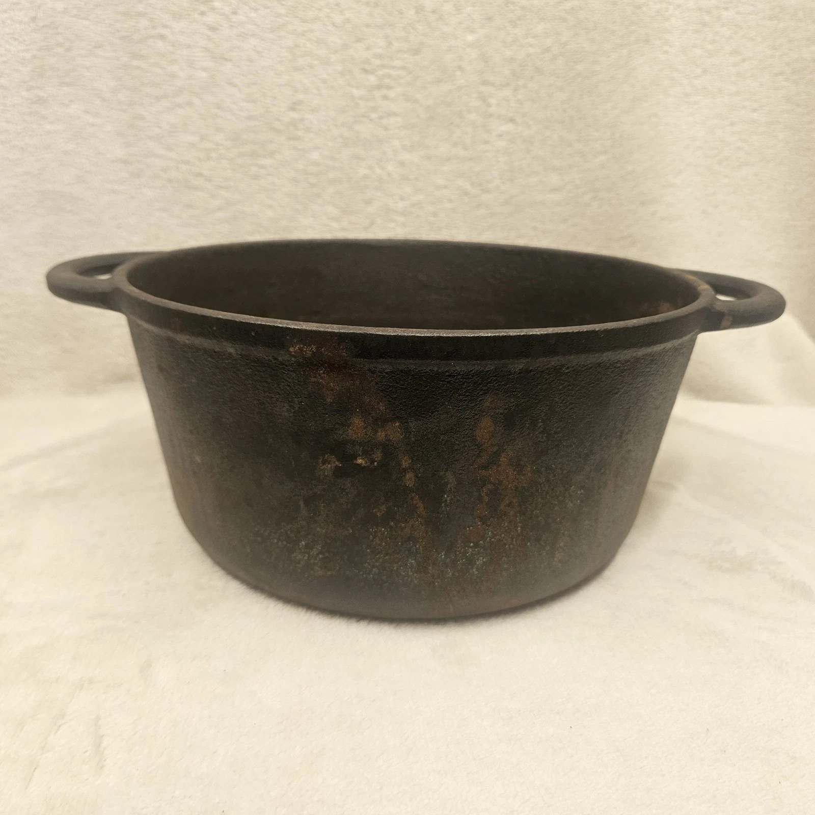 Vintage Cast Iron Dutch Oven Double Handled 10" 5" Deep