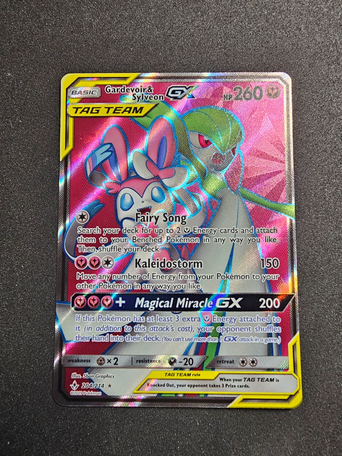 Pokemon TCG - SM Unbroken Bonds Gardevoir & Sylveon GX Full Art 204/214 - LP