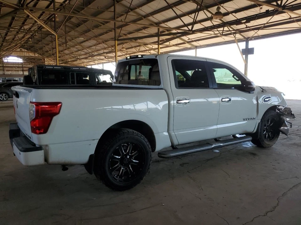 Console Front Roof PRO-4X Fits 16-17 TITAN XD 6816308 - Image 3 of 4