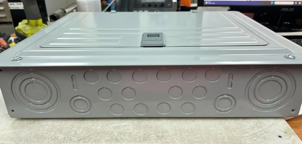 👀 SIEMENS 125 AMP MAIN LUG PANELBOARD 208Y/120V 120/240V 1Ø 12 CIR P1212L1125CU - Image 3 of 4