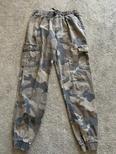Arizona Jeans Co. Green Camo Jogger Pants Kids Boys Size 16 Reg Husky Drawstring