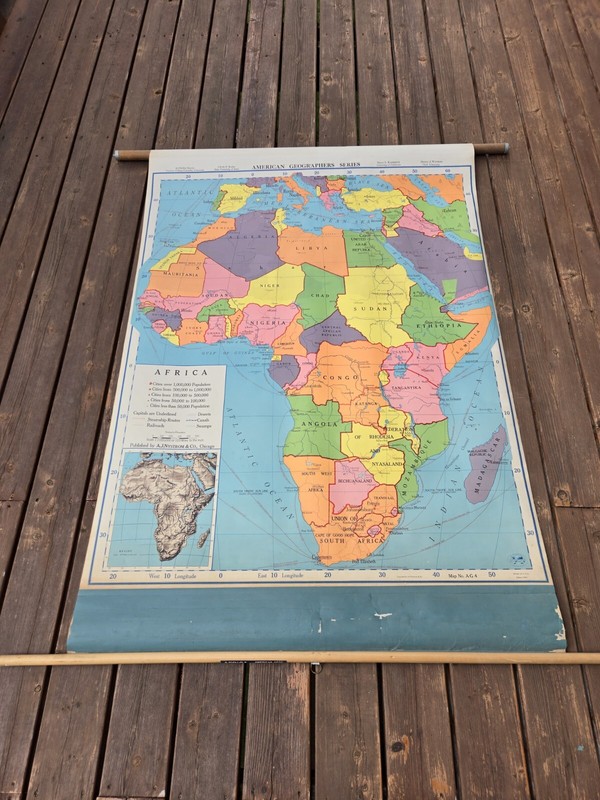 Large AJ Nystrom AFRICA Chicago Company Pull Down Political Teaching Map 44X54
