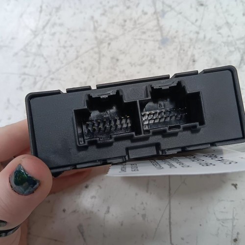 Buick Encore Park Assist 13522656 Control Module 2017 2018 2019 2020 - Picture 2 of 12
