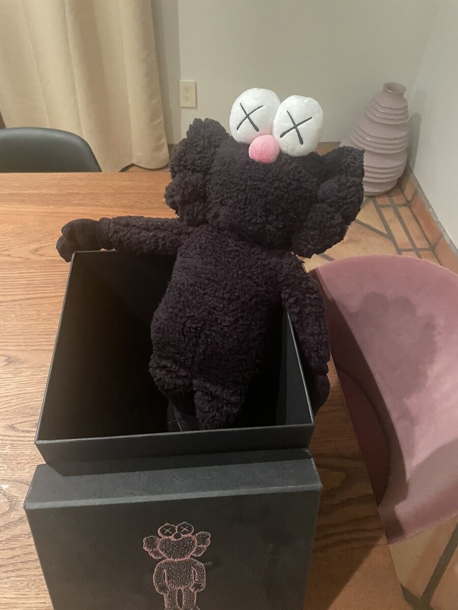KAWS Black BFF Plush (Kaws BFF plush limited edition) 2016 KAWS Black BFF Plush (Kaws BFF plush limited edition) 2016