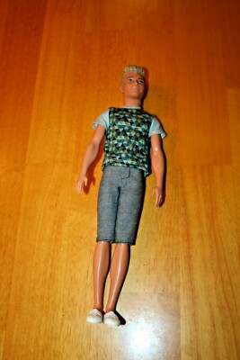 Doll Ken Di Barbie Umano Fashionista Ken Barbie Doll-Used