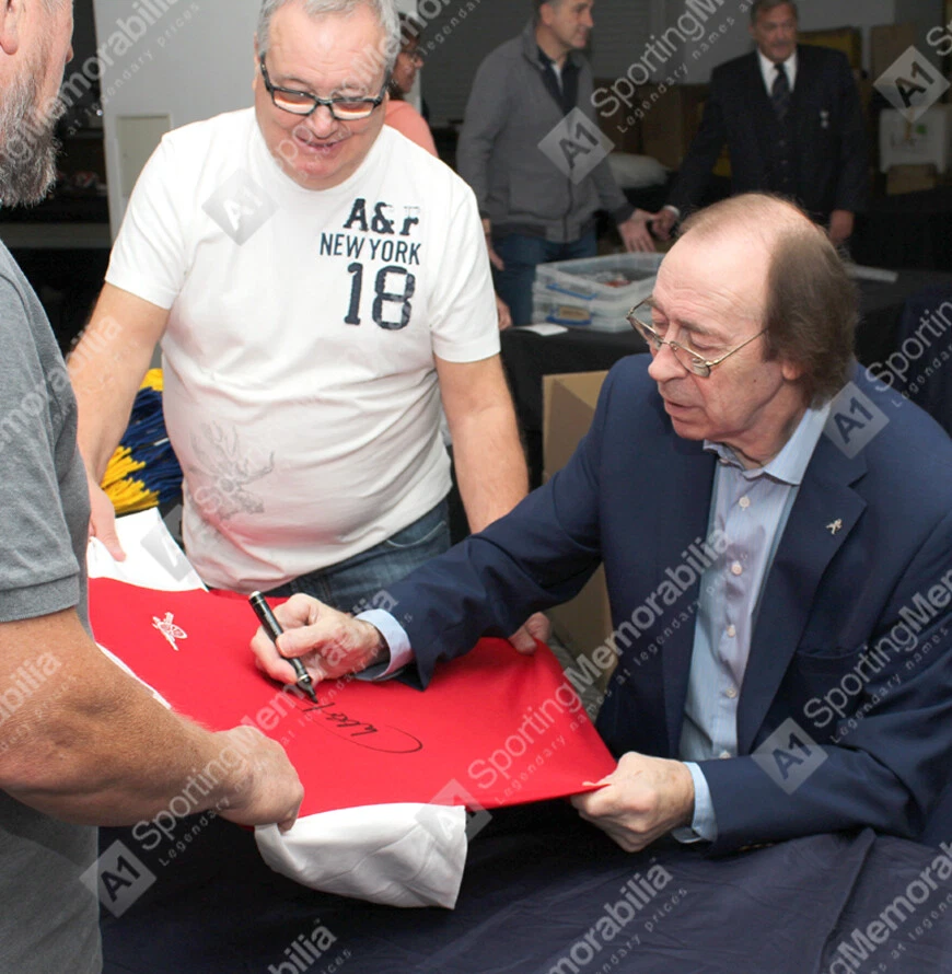 Framed Charlie George Signed Arsenal Shirt 1970s Long Sleeved