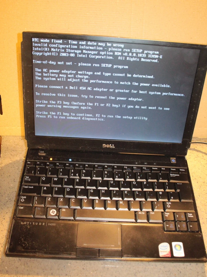 Dell Latitude E4300 13in Laptop Core 2 Duo 2.53GHz 8GB 160GB HDD Win10, photo 1 of 5