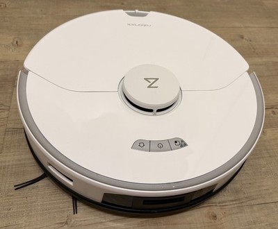 Roborock S7 Pro Ultra Saugroboter mit Reinigungsstation und Zubehör