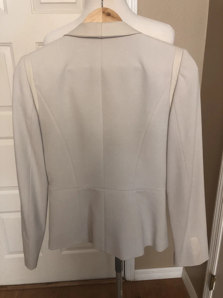 Elegante Pentsuit Antonio Melani Talla 0 Foto 2 de 4