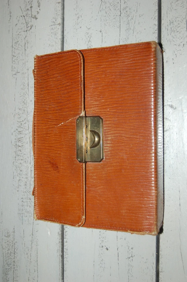 Ancienne Trousse de Toilette Style Art Déco vendue en l'état - Photo 2/4