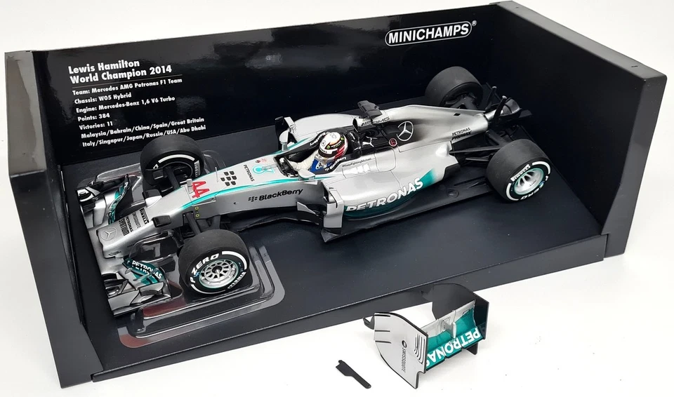 Minichamps 1/18 Mercedes AMG Petronas Team W05 Lewis Hamilton WC 2014 F1 Car - Image 3 of 4