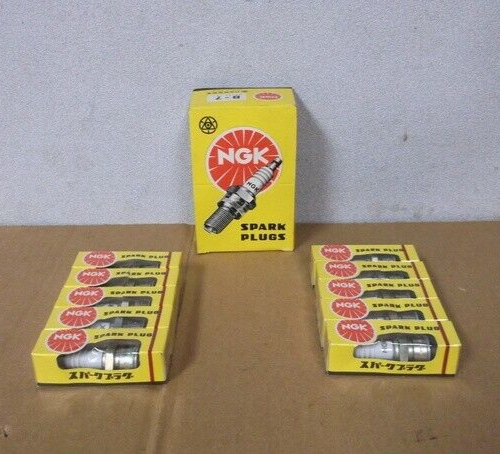 Lot of 30 NOS NGK B-7 Spark Plugs for Hodaka Model 90 Motorycles - Picture 1 of 6