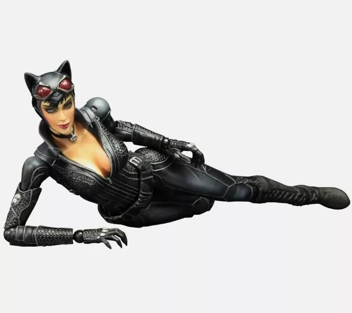 Play arts kai catwoman arkham city deals