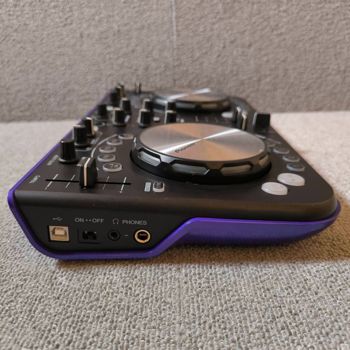 Pioneer DDJ-WeGo 2-Channel Dual Deck Controller W/Cable