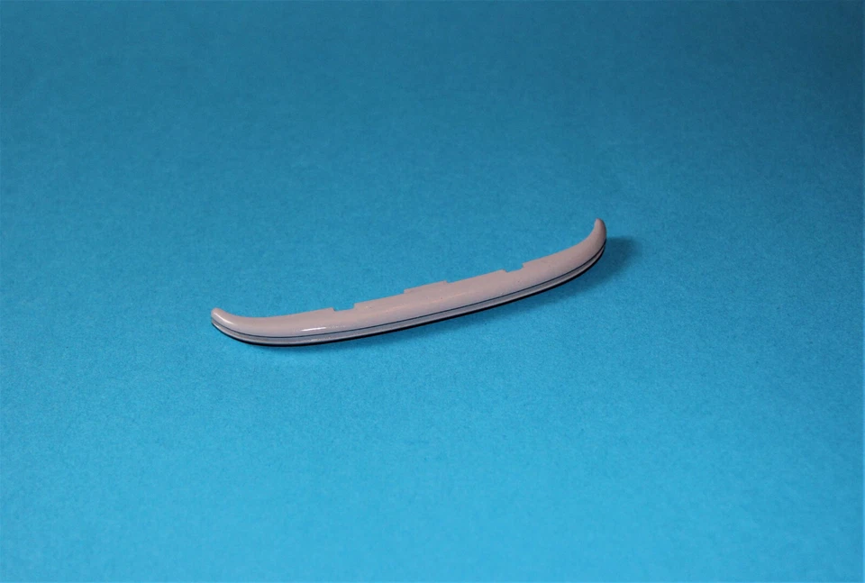 Vordere Stoßstange (grau) für belgischen Distler Porsche FS 7500 Electromatic - Bild 1 von 1