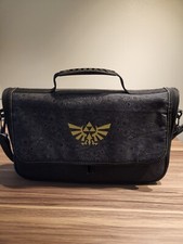 Zelda: Breath of the Wild Nintendo Switch PowerA Everywhere Messenger Bag