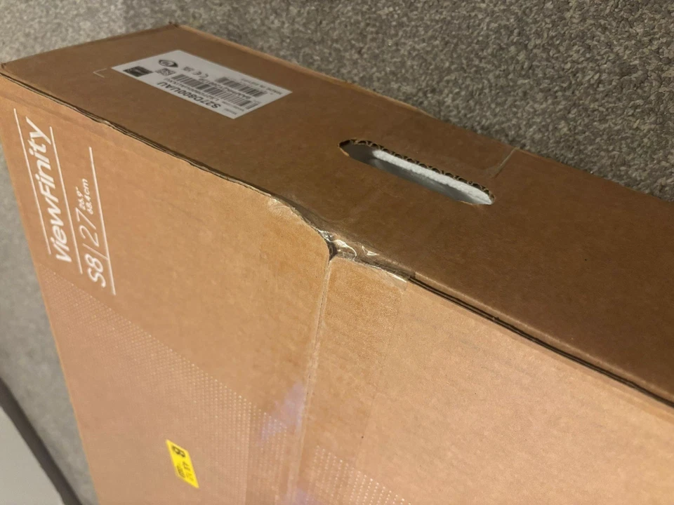 Samsung ViewFinity S8 (LS27D800UAU) 27-inch 4K UHD Monitor - Image 3 of 4