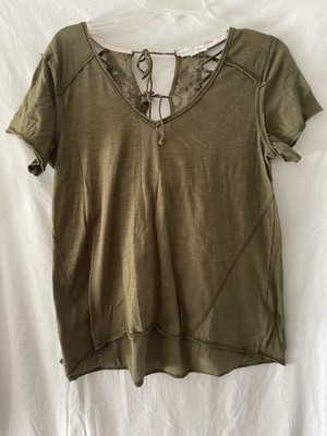coco + jaimeson Olive Green Short Sleeve V Neck Lace & Tie Back L