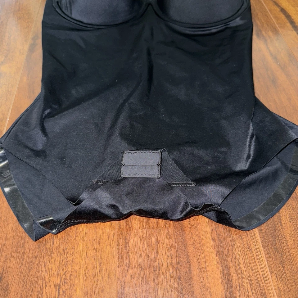 Spanx Suit Your Fancy Strapless Convertible Bodysuit XL Black 10205R Shapewear - Image 2 of 4