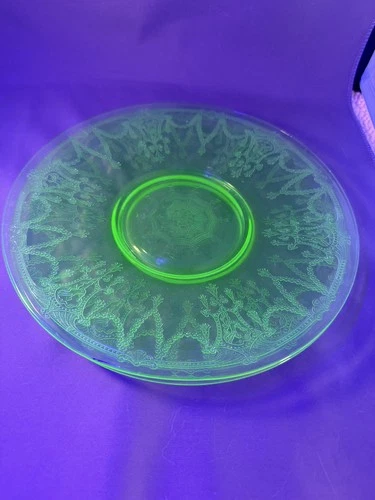 Vintage Anchor Hocking Plate Set of 2 Cameo Green Ballerina Uranium Glass 9.25”