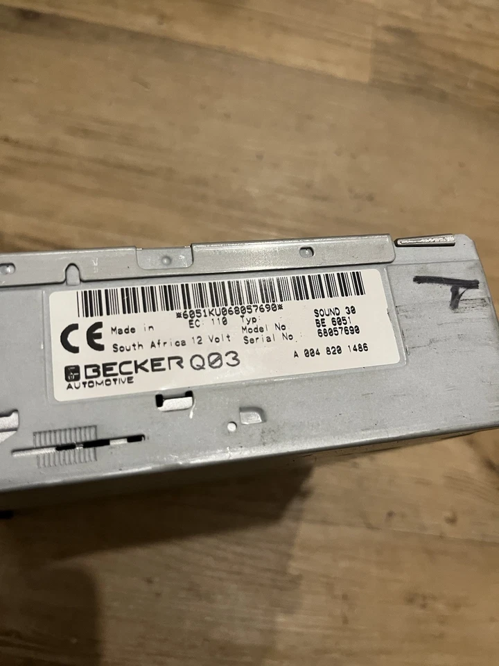 Mercedes Vaneo Autoradio Radio CD Sound 30 A0048201486 BE6051 - Bild 3 von 4