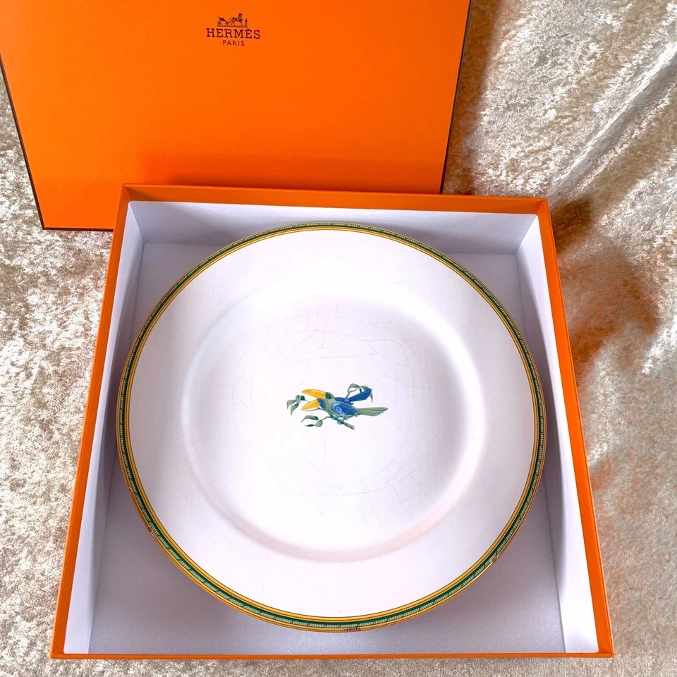 Juego de 3 tucanes de placa redonda vintage Hermes Moustiers de 25 cm grietas y astillas Foto 2 de 4