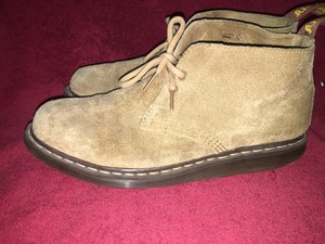 chums desert boots
