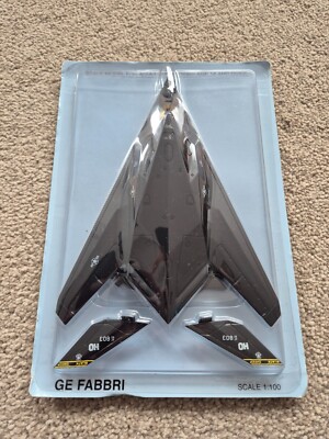 ATLAS GE FABBRI 1:100 LOCKHEED F-117 NIGHTHAWK DIECAST AIRCRAFT PLANE MODEL