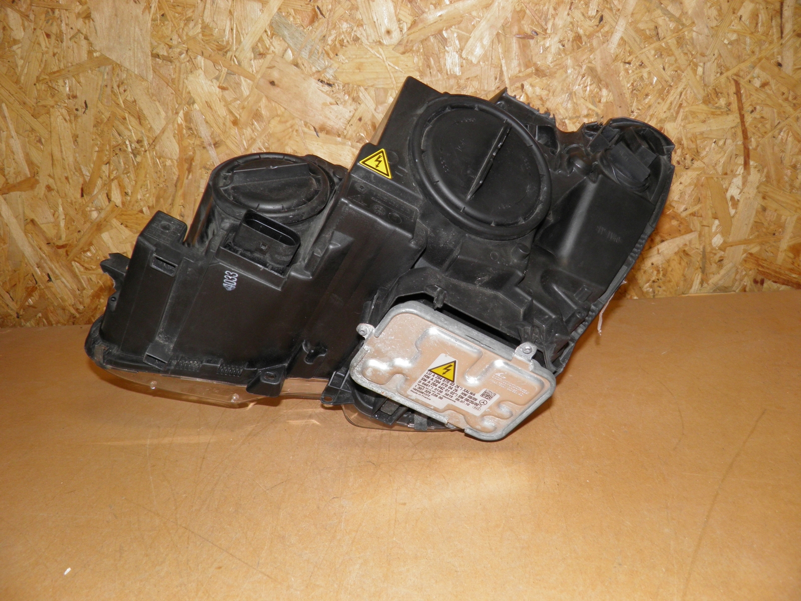 Frontscheinwerfer Mercedes-Benz W204 A2048203059 Xenon Rechts  