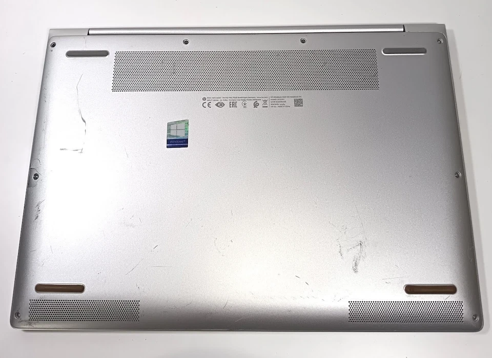 HP EliteBook 1040 G4 · i7-7600U · 8GB · 256GB, foto 2 de 3