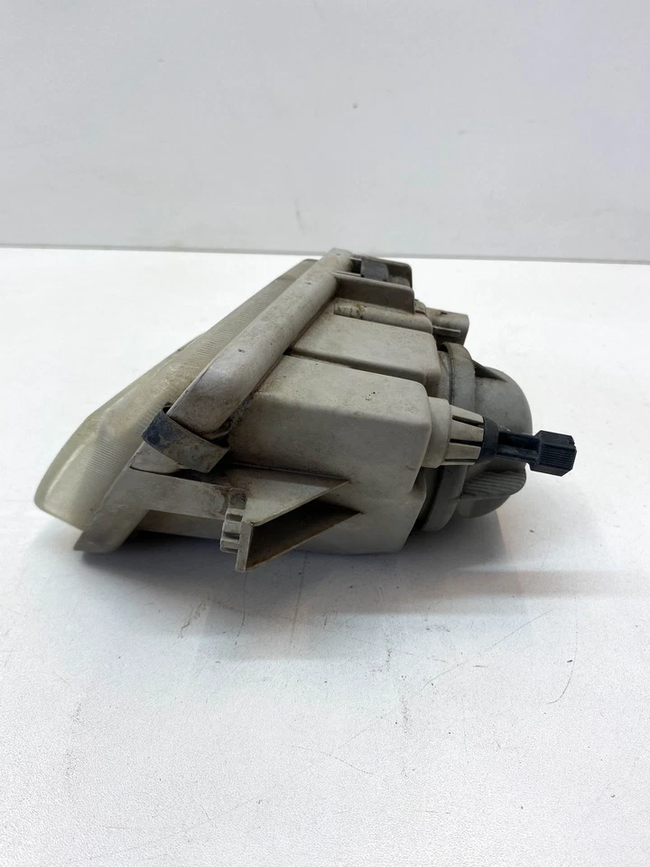 MERCEDES-BENZ SL R129 antibrouillard gauche A1298201156 5.0 essence 20611438 - Photo 3/4