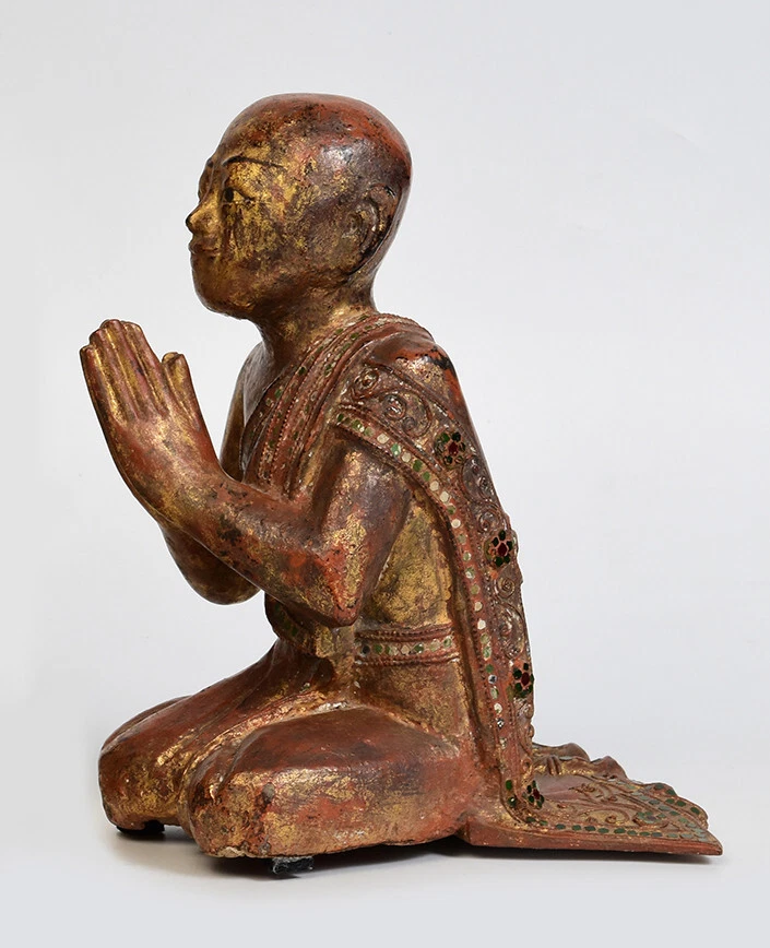 19th Century, Mandalay, Antique Burmese Wooden Seated Disciple / Monk - Image 4 of 4
