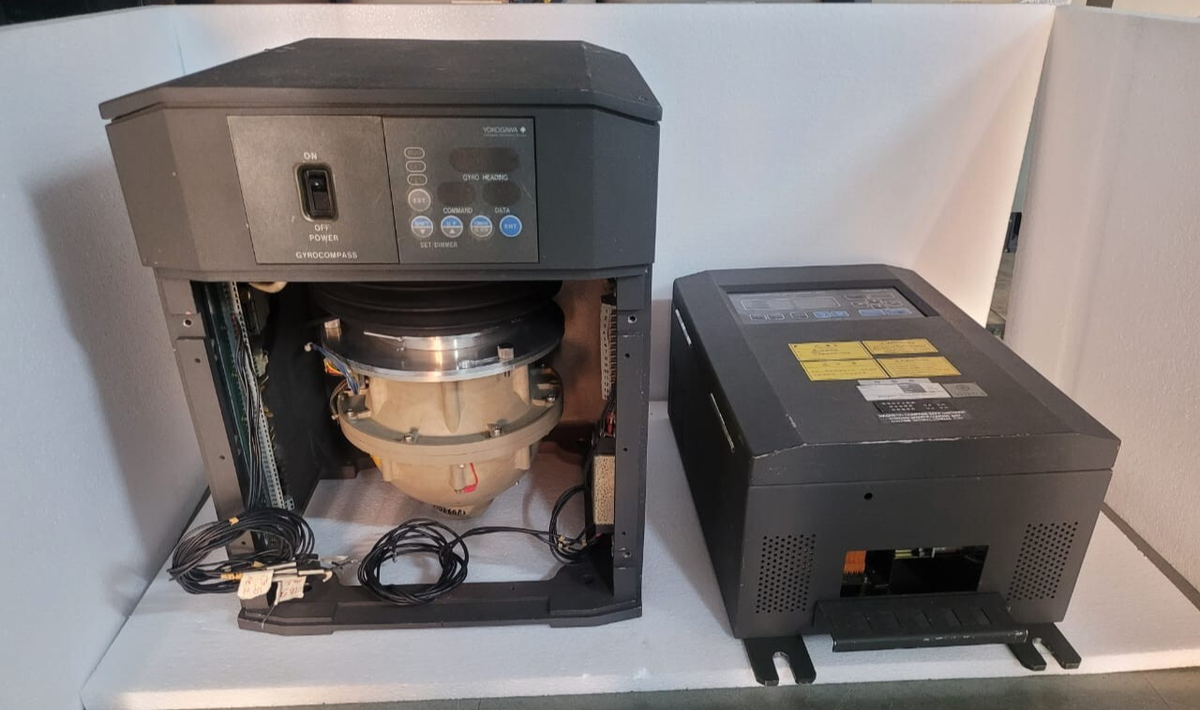 YOKOGAWA CMZ 700 GYRO COMPASS | eBay