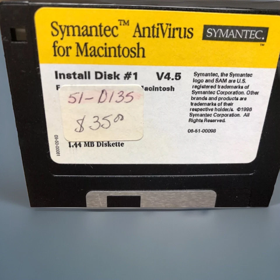 Symantec Antivirus for Macintosh Software 3-1/2" disks - vintage Mac software - Image 2 of 3