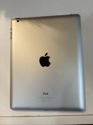 Apple iPad 2   9.7    Silver   Wi-Fi / Wi-Fi + Cellular 9.7 Silver