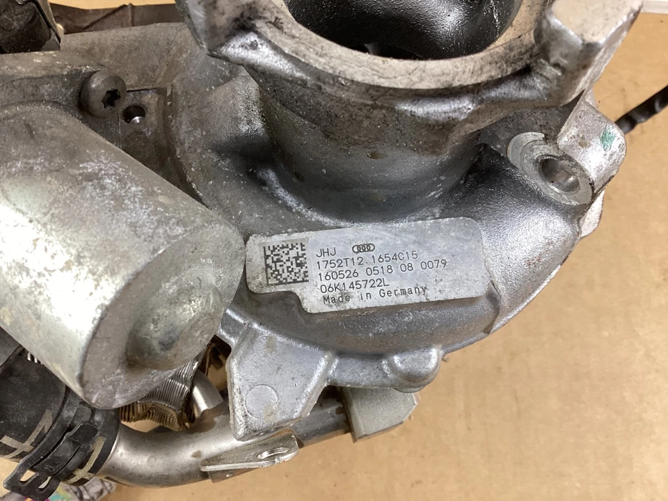 Volkswagen GTI 2015-2018 turbocompresor 06K145722L OEM Foto 3 de 4