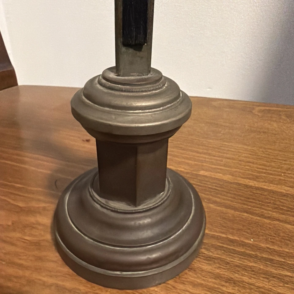 "Antiguo crucifijo de altar en bronce de 11"" de alto" Foto 2 de 4