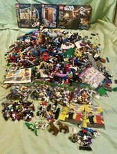 Lego Lego Lot 33 Lbs  216 Minifigs
