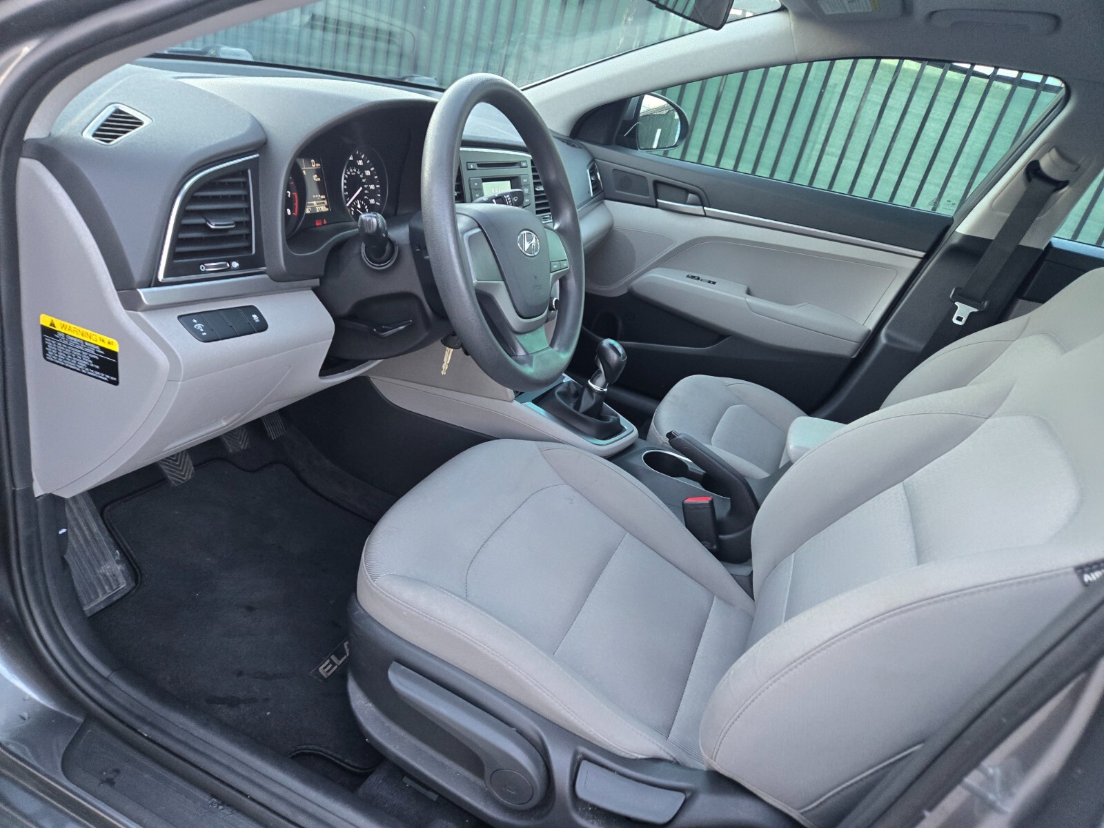 Hyundai Elantra - Image 13