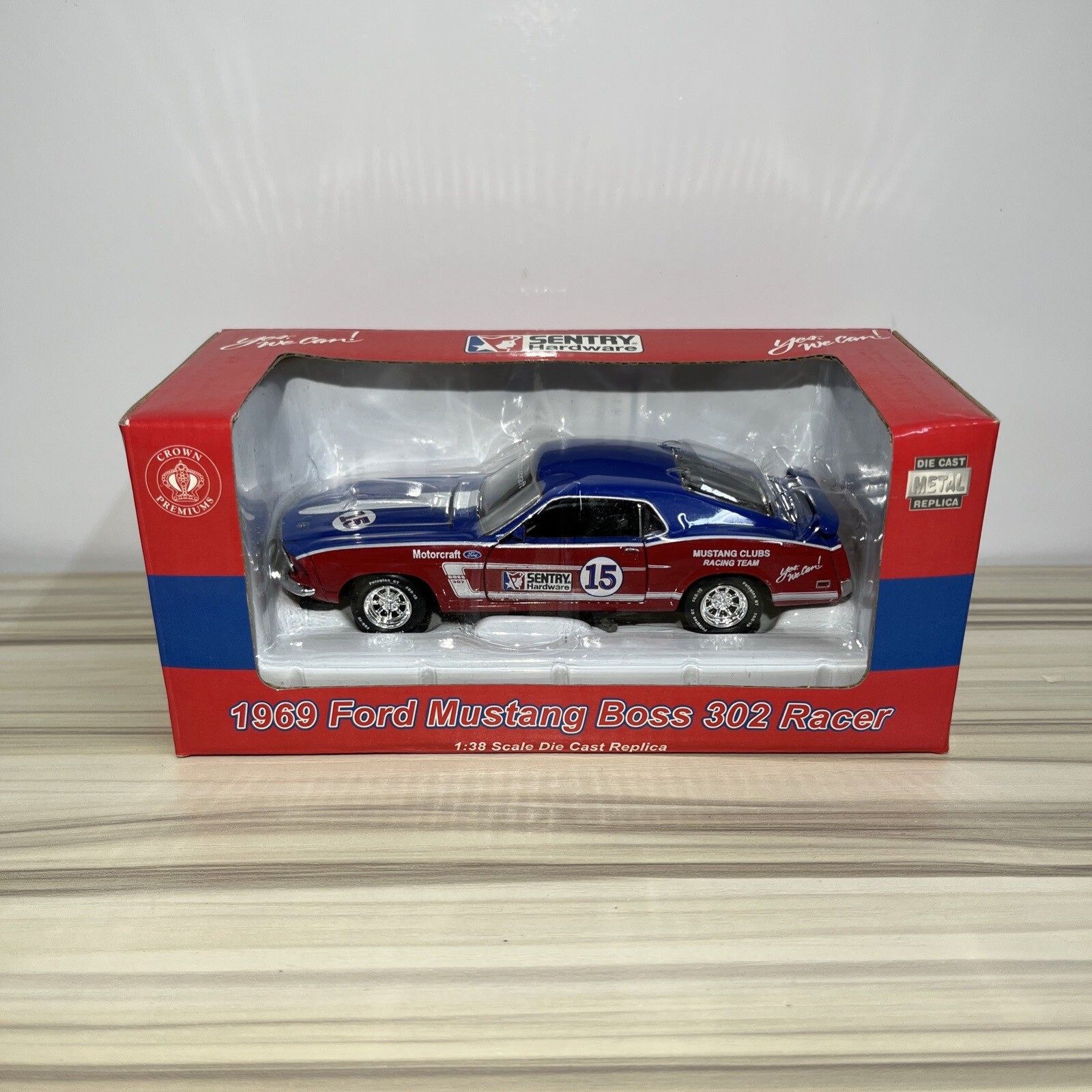 1969 Ford Mustang Boss 302 Racer Crown Premiums 1/38 Die Cast Replica