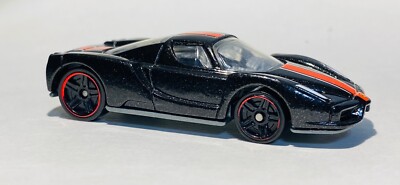 Loose 2014 Hot Wheels Enzo Ferrari from 