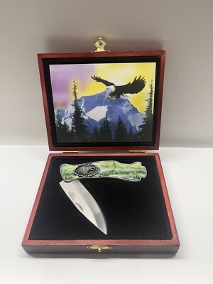 Bald Eagle Lock Back Pocket Knife with wood case