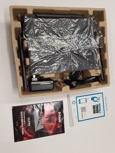 D-Link Ultra Performance Series DIR-882 Wi-Fi Gigabit Router - Picture 2 of 3