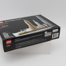 LEGO 21028 New York City Architecture Skyline Statue of Liberty Retired