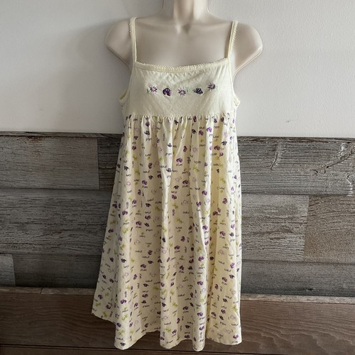 Age Group Intimates Nightgown size medium (F1) Grapes Pears Plums Floral